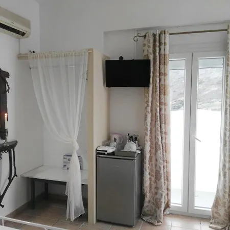 Πανσιόν Alea Milos Milos Island