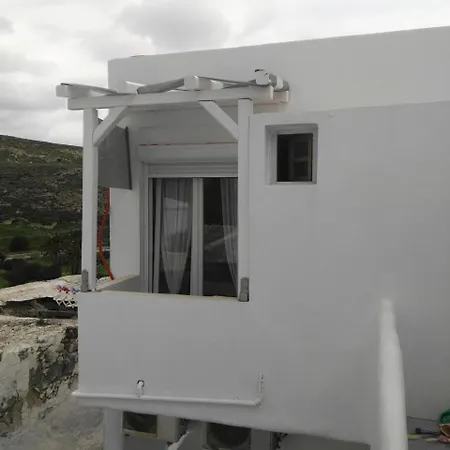 Alea Milos Πανσιόν