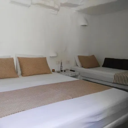 Πανσιόν Alea Milos