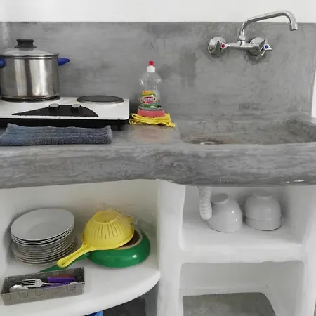 Alea Milos Πανσιόν *