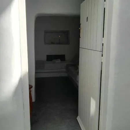 Πανσιόν Alea Milos *