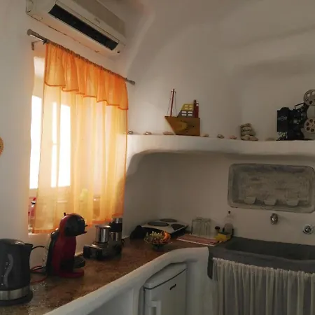 Πανσιόν Alea Milos *