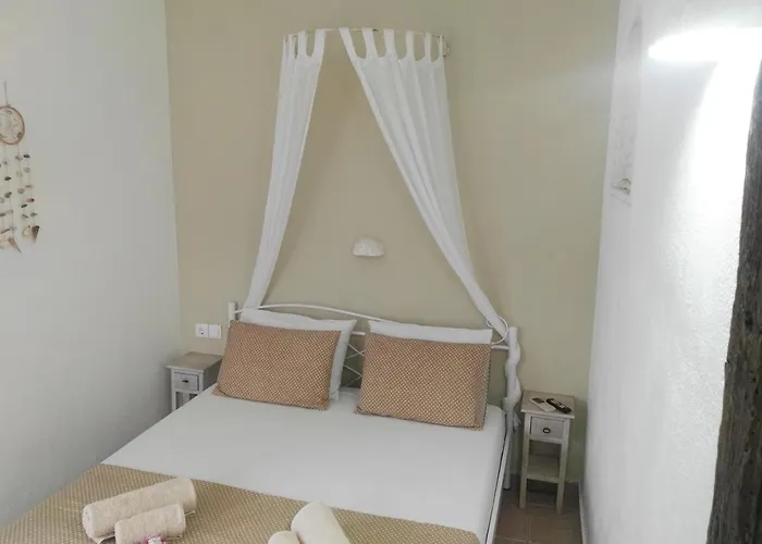 Alea Milos Guest house Milos Island